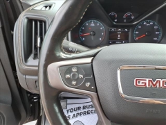 Used 2022  GMC Canyon 4WD Crew Cab 141" AT4 w&sol;Cloth at Best Choice Motors near Lafayette&comma; IN
