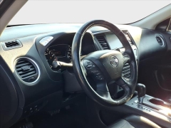 Used 2020  Nissan Pathfinder 4d SUV 4WD SL at Best Choice Motors near Lafayette&comma; IN