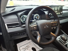 Used 2024  Mitsubishi Outlander Plug-In Hybrid SE S-AWC at Best Choice Motors near Lafayette&comma; IN