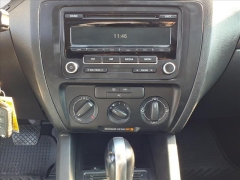 Used 2014  Volkswagen Jetta 4d Sedan S Auto at Best Choice Motors near Lafayette&comma; IN