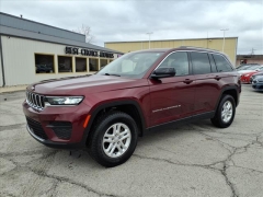 Used 2023  Jeep Grand Cherokee Laredo 4x4 at Best Choice Motors near Lafayette&comma; IN