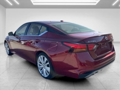 Used 2022  Nissan Altima 2&period;5 SV AWD Sedan at Best Choice Motors near Lafayette&comma; IN