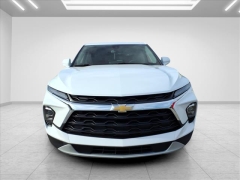 Used 2025  Chevrolet Blazer FWD 4dr LT w&sol;2LT at Best Choice Motors near Lafayette&comma; IN
