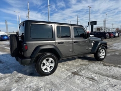 Used 2019  Jeep Wrangler Unlimited 4d SUV 4WD Sport S at Best Choice Motors near Lafayette&comma; IN