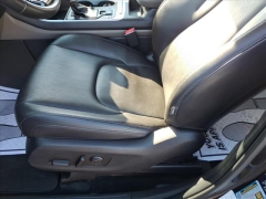 Used 2025  Kia Carnival LXS FWD at Best Choice Motors near Lafayette&comma; IN