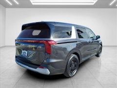 Used 2025  Kia Carnival LXS FWD at Best Choice Motors near Lafayette&comma; IN