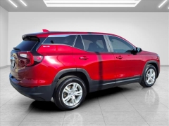 Used 2023  GMC Terrain FWD 4dr SLE at Best Choice Motors near Lafayette&comma; IN