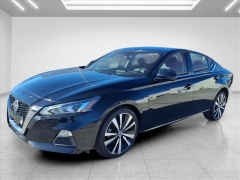 Used 2022  Nissan Altima 2&period;5 SR AWD Sedan at Best Choice Motors near Lafayette&comma; IN