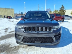 Used 2023  Jeep Grand Cherokee Laredo 4x4 at Best Choice Motors near Lafayette&comma; IN