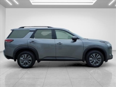 Used 2024  Nissan Pathfinder SV 4WD at Best Choice Motors near Lafayette&comma; IN