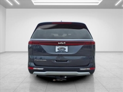 Used 2022  Kia Carnival LX Seat Package FWD at Best Choice Motors near Lafayette&comma; IN