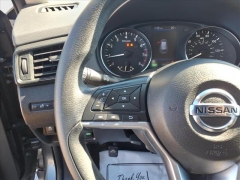 Used 2018  Nissan Rogue 4d SUV AWD SV at Best Choice Motors near Lafayette&comma; IN