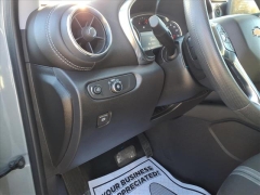 Used 2025  Chevrolet Blazer FWD 4dr LT w&sol;2LT at Best Choice Motors near Lafayette&comma; IN