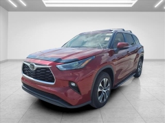 Used 2022  Toyota Highlander XLE FWD at Best Choice Motors near Lafayette&comma; IN