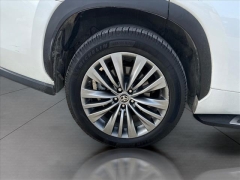 Used 2020  Toyota Highlander Hybrid 4d SUV FWD Platinum at Best Choice Motors near Lafayette&comma; IN
