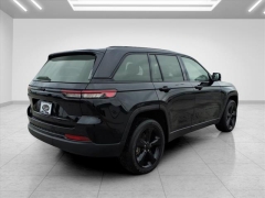 Used 2023  Jeep Grand Cherokee Altitude 4x4 at Best Choice Motors near Lafayette&comma; IN