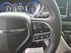 Used 2024  Chrysler Pacifica Touring L FWD at Best Choice Motors near Lafayette&comma; IN