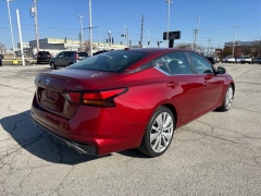 Used 2022  Nissan Altima 2&period;5 SV AWD Sedan at Best Choice Motors near Lafayette&comma; IN