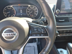 Used 2022  Nissan Altima 2&period;5 SR AWD Sedan at Best Choice Motors near Lafayette&comma; IN
