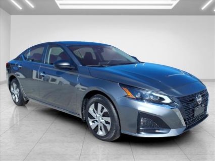 Used 2024 Nissan Altima 2.5 SV AWD Sedan at Best Choice Motors near Lafayette, IN