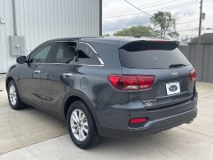 Used 2020 Kia Sorento 4d SUV FWD LX V6 at Best Choice Motors near Lafayette, IN