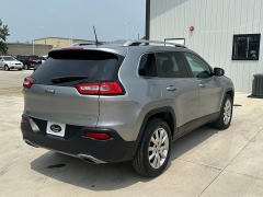 Used 2016 Jeep Cherokee 4d SUV 4WD Limited V6 at Best Choice Motors near Lafayette, IN