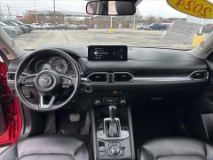 Used 2024  Mazda CX-5 2&period;5 S Select Package AWD at Best Choice Motors near Lafayette&comma; IN