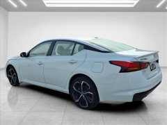 Used 2023  Nissan Altima 2&period;5 SR AWD Sedan at Best Choice Motors near Lafayette&comma; IN