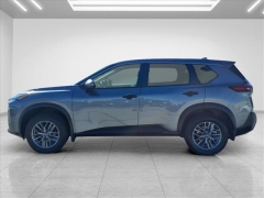 Used 2022  Nissan Rogue FWD S at Best Choice Motors near Lafayette&comma; IN