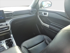 Used 2024  Ford Explorer XLT 4WD at Best Choice Motors near Lafayette&comma; IN