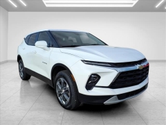 Used 2025  Chevrolet Blazer FWD 4dr LT w&sol;2LT at Best Choice Motors near Lafayette&comma; IN