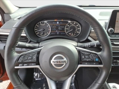 Used 2021  Nissan Altima 2&period;5 Platinum AWD Sedan at Best Choice Motors near Lafayette&comma; IN