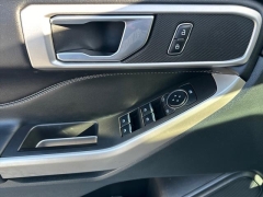 Used 2023  Ford Explorer XLT 4WD at Best Choice Motors near Lafayette&comma; IN