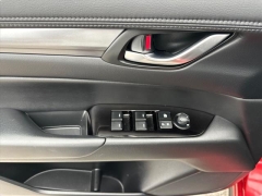 Used 2024  Mazda CX-5 2&period;5 S Select Package AWD at Best Choice Motors near Lafayette&comma; IN