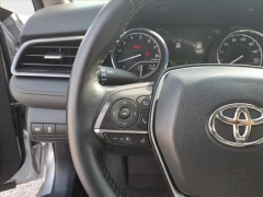 Used 2020  Toyota Camry 4d Sedan XLE at Best Choice Motors near Lafayette&comma; IN
