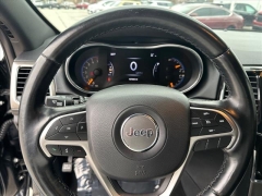 Used 2020  Jeep Grand Cherokee 4d SUV 4WD Laredo Altitude at Best Choice Motors near Lafayette&comma; IN