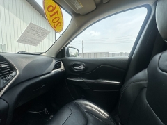 Used 2016 Jeep Cherokee 4d SUV 4WD Limited V6 at Best Choice Motors near Lafayette, IN