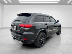 Used 2020  Jeep Grand Cherokee 4d SUV 4WD Laredo Altitude at Best Choice Motors near Lafayette&comma; IN