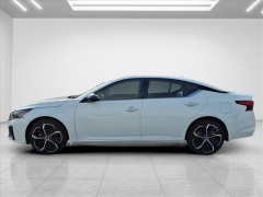 Used 2024  Nissan Altima 2&period;5 SR AWD Sedan at Best Choice Motors near Lafayette&comma; IN