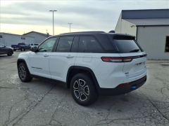 Used 2022  Jeep Grand Cherokee 4xe Trailhawk 4x4 at Best Choice Motors near Lafayette&comma; IN