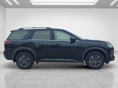 Used 2024  Nissan Pathfinder SV 4WD at Best Choice Motors near Lafayette&comma; IN