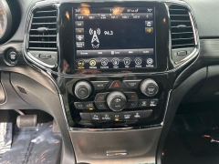 Used 2020  Jeep Grand Cherokee 4d SUV 4WD Laredo Altitude at Best Choice Motors near Lafayette&comma; IN