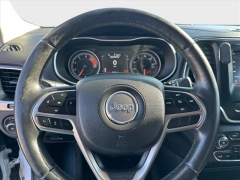 Used 2019  Jeep Cherokee 4d SUV 4WD Latitude Plus 2&period;0L Turbo at Best Choice Motors near Lafayette&comma; IN