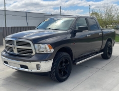 Used 2018 Ram 1500 4WD Crew Cab SLT at Best Choice Motors near Lafayette, IN