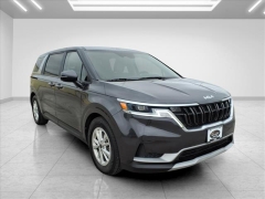 Used 2022  Kia Carnival LX Seat Package FWD at Best Choice Motors near Lafayette&comma; IN