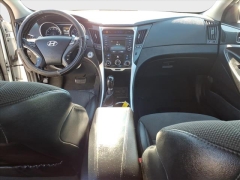 Used 2014  Hyundai Sonata 4d Sedan GLS at Best Choice Motors near Lafayette&comma; IN
