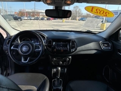Used 2021  Jeep Compass Altitude FWD at Best Choice Motors near Lafayette&comma; IN