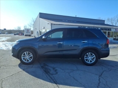 Used 2015  Kia Sorento 4d SUV FWD LX at Best Choice Motors near Lafayette&comma; IN