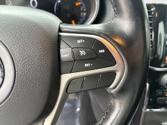 Used 2020  Jeep Grand Cherokee 4d SUV 4WD Laredo Altitude at Best Choice Motors near Lafayette&comma; IN