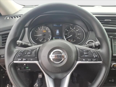 Used 2020  Nissan Rogue 4d SUV AWD SV at Best Choice Motors near Lafayette&comma; IN